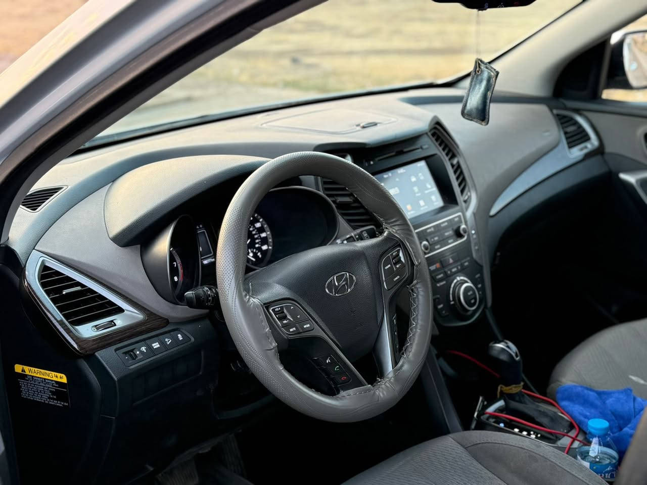 هونداي سنتافي
موديل 2017

وارد أمريكي 

ماشي 19700 الف ميل 

گير محرك حجر سالنسه كولشي كفاله

محرك مفتوحه  

‎موصفات معروفه مثل مام بين بل صور 

ربع بوند صبغ  

رقم شاصي موجود منشورات 

عنوان عقرء 

السعر 148 بها مجال 

رقمل هاتف وتساب علي 
***********
