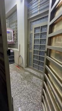 دار للبيع 86 متر زيرو سند 25 مسلح بناء طابوق  طابق ونص ثاني يوم انذار ...