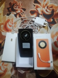 للمراوس ويه آيفون ١٣برو ماكس ونطي فرق موجود رقم ٠٧٨٥٠٦٤٠٤١٤