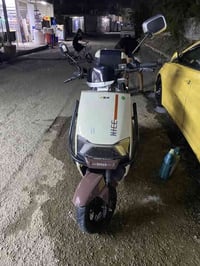 دراجة شحن للبيع ملف كبير معدل ٦٥ إلى ٧ حقيقي  ٦ بطاريات  نضافة 💯 السعر...