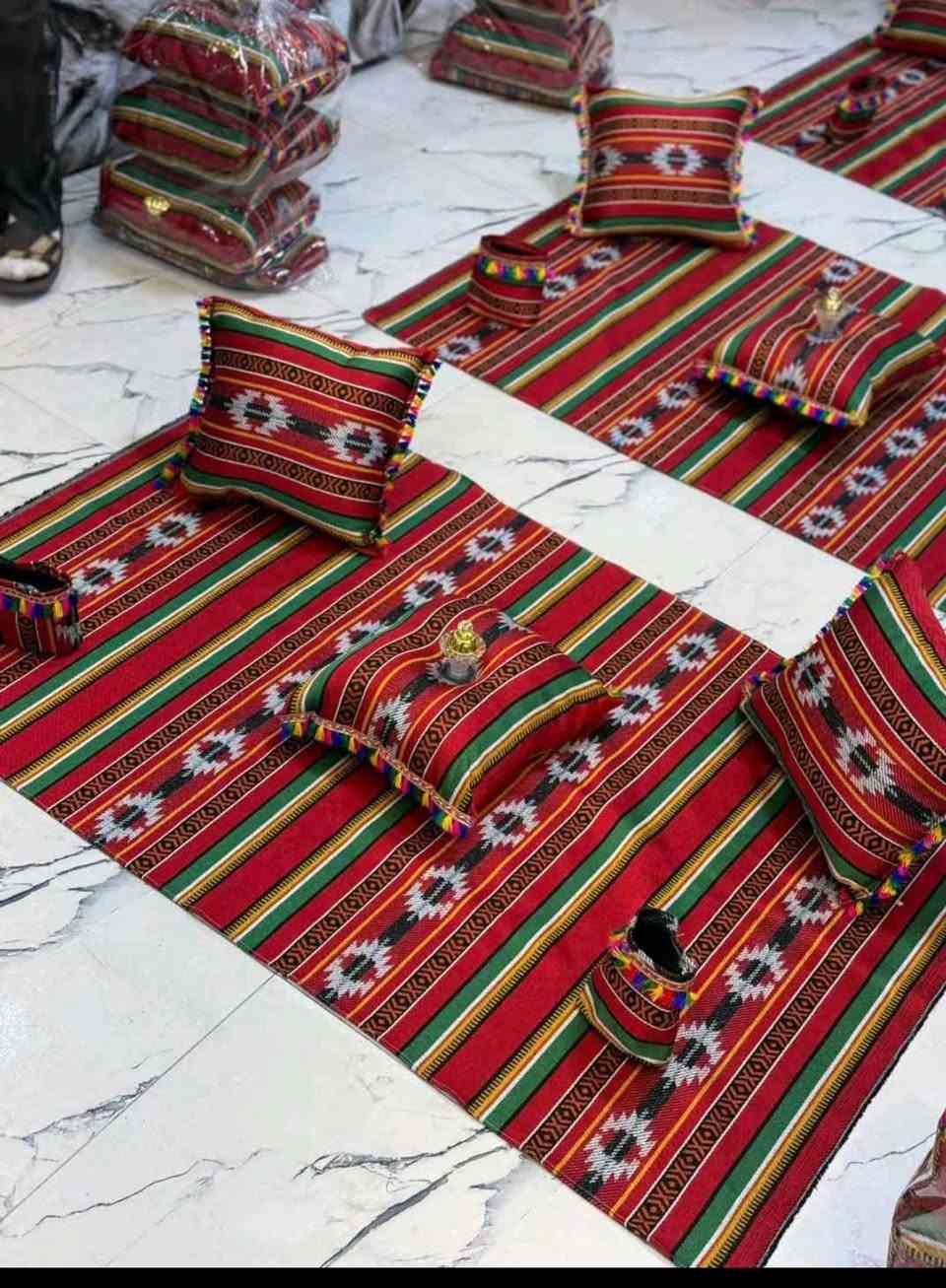 خلي رمضانك ويانه غير 
تجهيزات رمضانيه متوفره 
لاسعار حسب عدد القطع والقياس 
مفرش تخم كامل 
مفرش ارضي 
مفارش ميز طعام ابكل القياسات 
كوشات مع حشوه اوبدون حشوه حسب طلب 
اكياس متوفره 
إشارة الأصدقاء


**إذا كنت صاحب هذا الإعلان وتريد حذفه لأي سبب، رجاءا أرسل رسالة إلى الدعم الفني**