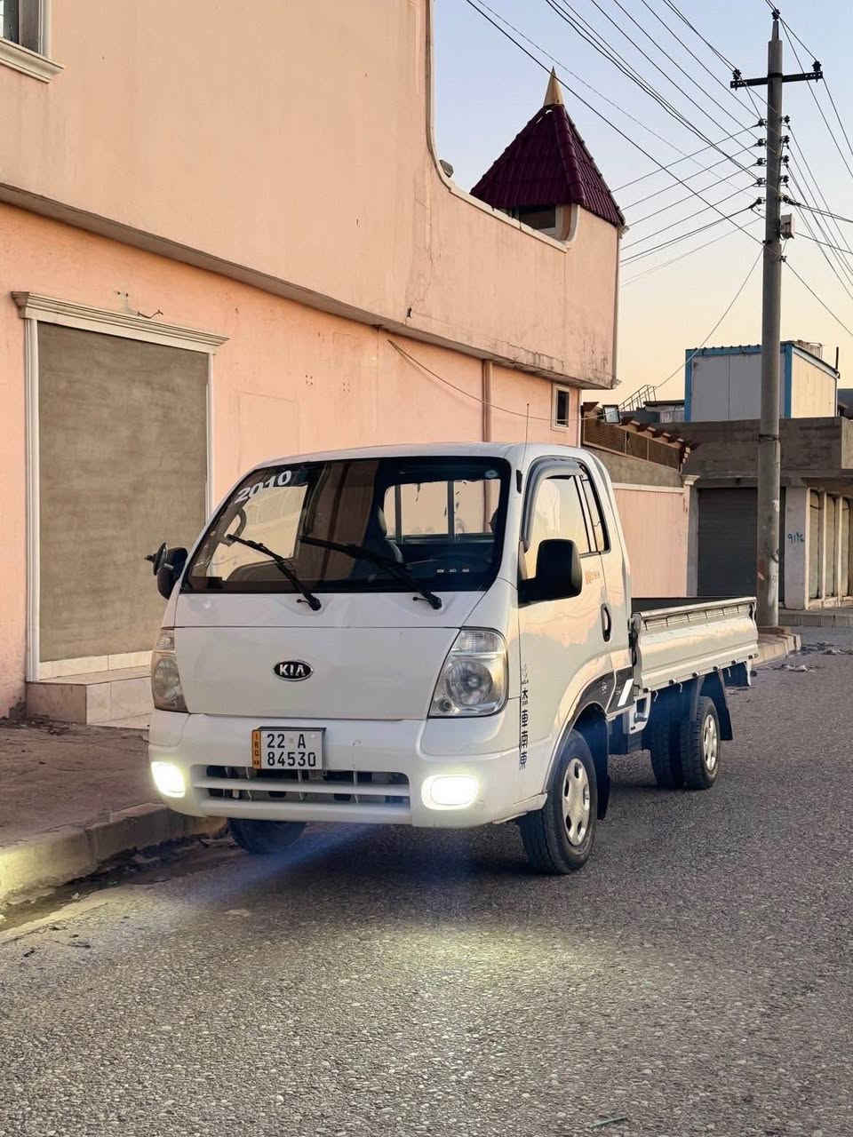 سلام و علیک . کیا مۆدێل ٢٠١٠ لۆک دووپەڵە بۆیاخی هەیە هیچی تری نییە زۆر جوانە سەیارەکە سەنەوی و رەقەم و هەموو شتی تازەیە تا ٢٠٣٠ بەناو خۆمانە زەریبەی لەسەر نیە نوقسانی نییە گێڕ و مەکینە و ئەکسل و شانسی بەشەرت  نرخی ٩٧ گەڵا و مەجال *********** أربيل, العراق
