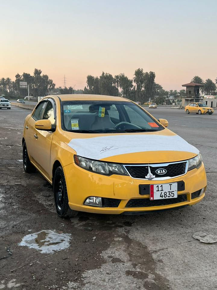 السلام عليكم
فورتي موديل 12 وارد امركي ممينه 2000 دوش المرغوب حادث جاملغ الايمن والايسر مفتوح سياره جاهزا من كلشي ممينه جديده ب كارتون نقص غاز تبريد فقط اثناء شد المكينه
السعر 87 بيها مجال حك الجيه مكان السياره بغداد قرب الجزيره ***********
