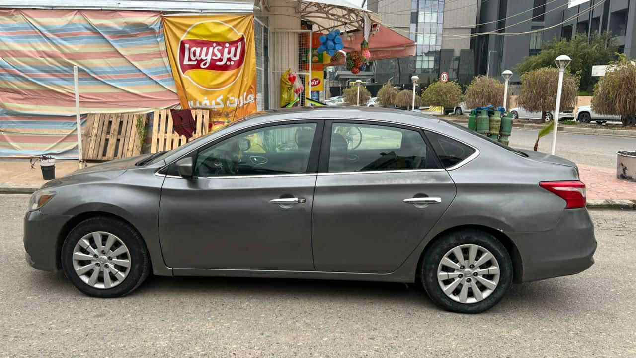 ٢٠١٨ مواسەفات ئێس ڤی
سبوغ عامە بێ ئێرباگ بێ ناوێ
ڕەسمی دەعمەكەشم دانایە
سەنەوی نوێیە فەحس و هەزەی تازە كرایە
سعری ٩٢ وەرەقە و مەجالێكی برایانە
ژ.م ***********
*********** أربيل, العراق
