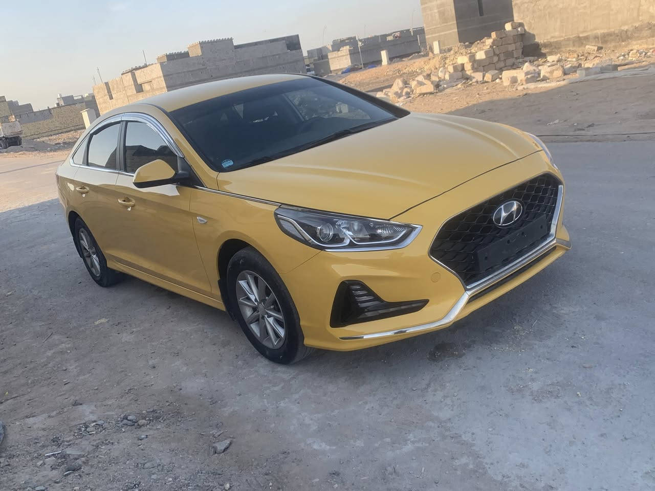 سوناتا 2023 اصل رقم بصره غاز. تكسي
مكفولة من الضربة  وجديده كلش بيها قطعه وحده تبديل باب السايق 

محرك 2000 غاز ابلاد 

ماشية 51 الف ممشى حقيقي 

لد امامي 

لد خلفي 

كشن كهربائي 

كشنات جلد 

حساسات خلفية 

تخم تاير جديد

السعر 195 ورقه 

الاتصال ***********

البصره القبلة
