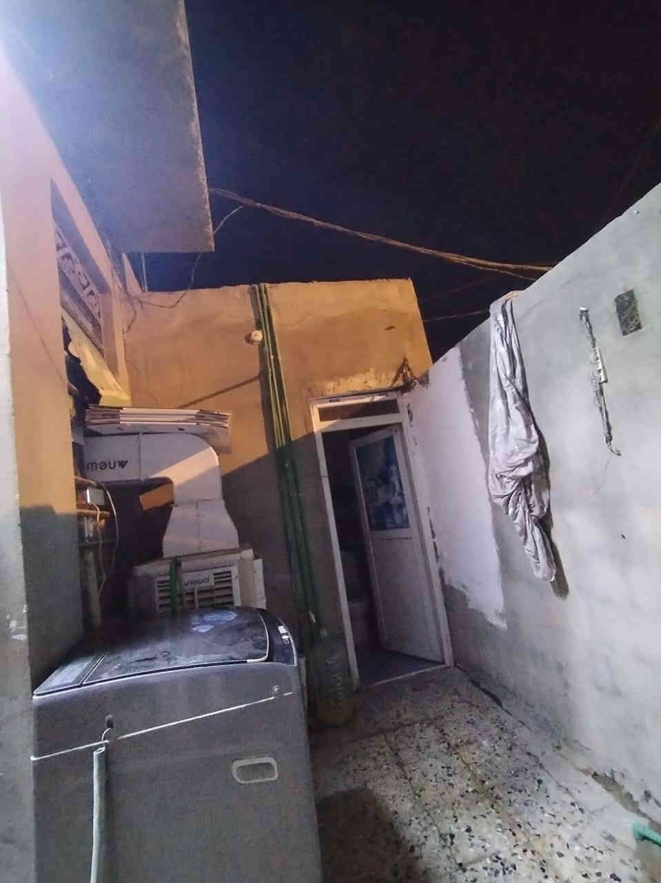 ٢٠٠ متر حي ميسان خلف سكلة الكراعاوي بسعر جداً مناسب عنوان راقي وقريب من الشارع جدآ
سلام عليكم اخواني مساحه ٢٠٠ متر بل نسبه للبيت صاير نصين نص 
٥٠ متر ولنصف الآخر ١٥٠ يعتبر (طبك 

خواني تفاصيل البناء طابوق جمهوري سقف صب مسلح اساس صب مسلح بناء درجه اولى 

للستفسار بخصوص البيت خاص او على رقم***********
السعر ٨٠ مع المجال 🌹
