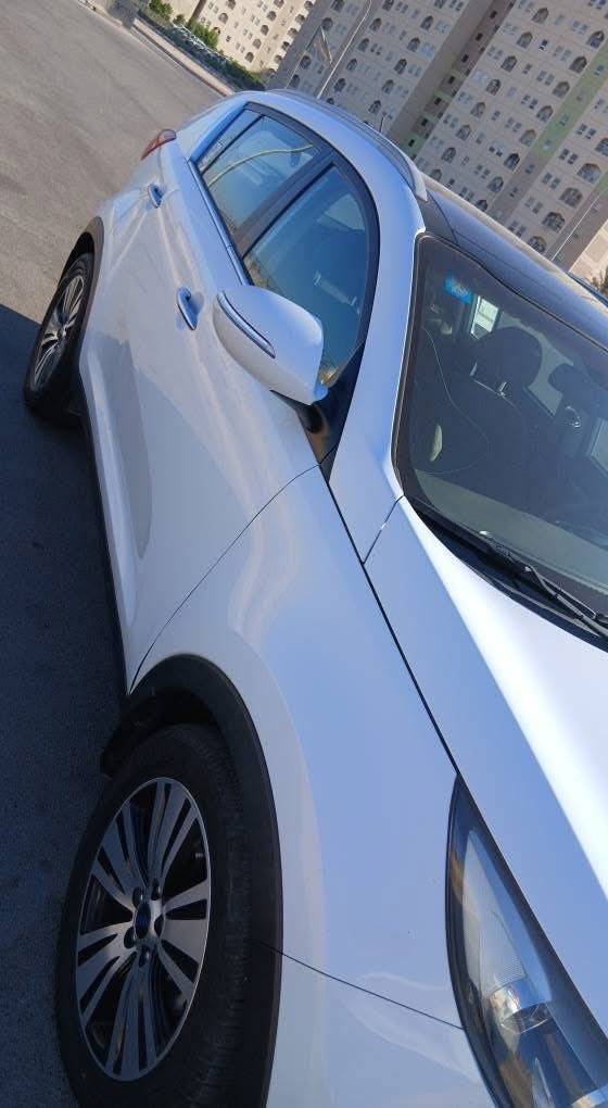 السلام عليكم….سبورتج خليجي 2016
كفاله من الصبغ والتبديل ….مال جناي
بانوراما 
تحكم 
نضام قيادة 
حساسات خلفيّ امامي 
كأمره. صغيرة
ماشيه 120 
كير محرك. على وضع الشركه 
رقم إنكليزي جديد.بغداد 
السعر…..168 بي مجال قليل

……بغداد ***********
