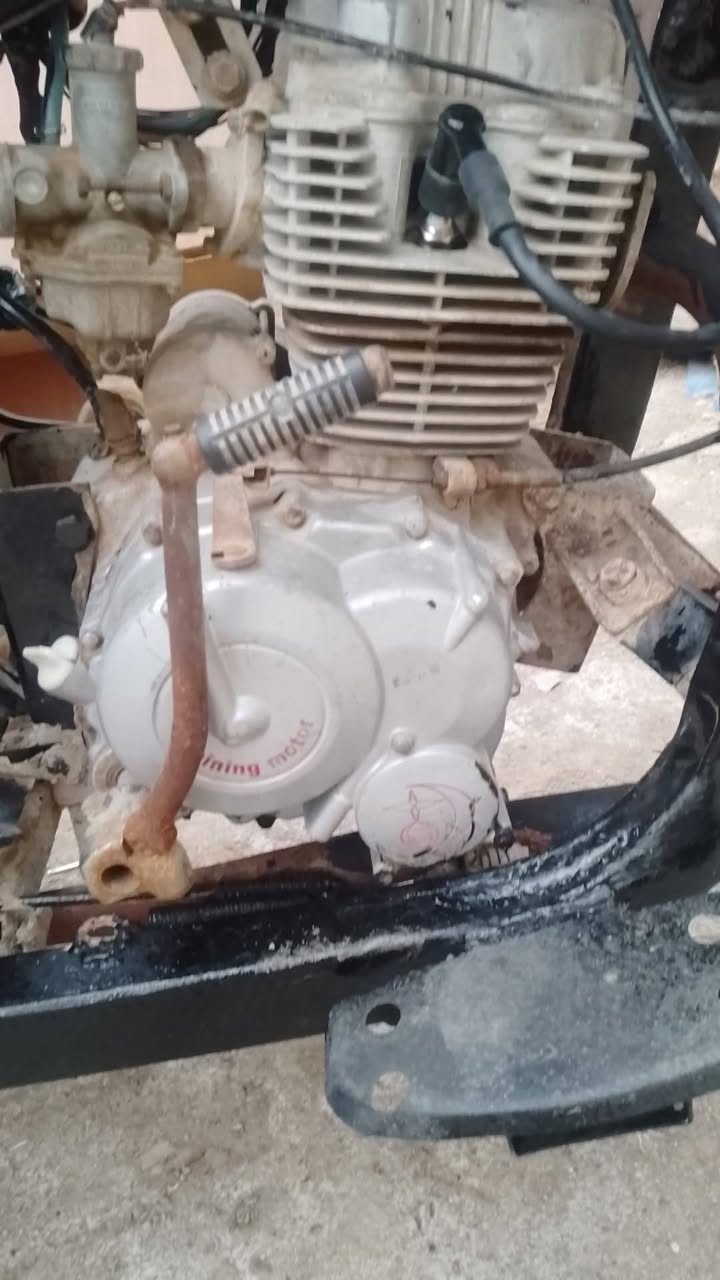 السلام عليكم ستوته للبيع ام تي ار بودي مال جمره شاص ام تي ار اكس ام تي ار كلك مقفوله***********
