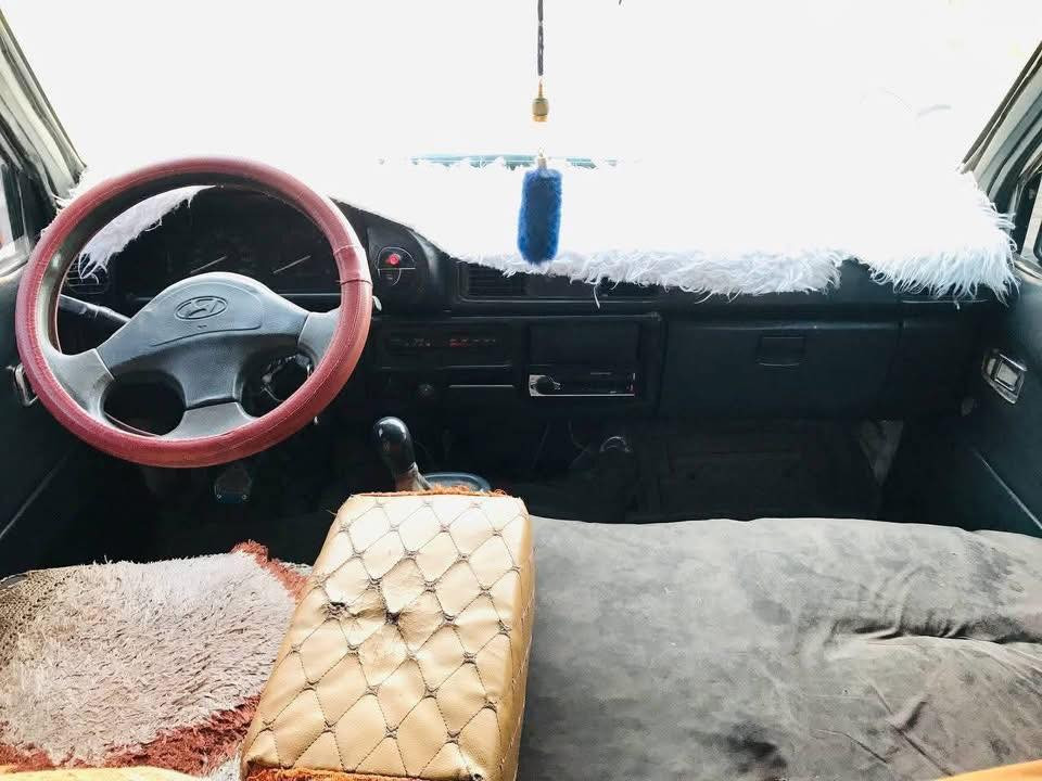 هوندا ١٩٩٣
سةنةوى بةشةرت حاسيبه و اوليات 

مةكينة دوو روژة بةستومة لووك بةشةرت سةرف بوخارى نةبيت مةكينةى گاز بيستا  ٢٧٠٠

دةرگا كارةباى 

كارةباى هةمووى بةشةرت 

٣٠$ مةجال 

شيون كفرى 

***********
