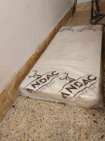 للبيع دوشك مال جربايه نفر سعر 50 بي مجال مكان نجف الاشرف حي جامعة ***********
