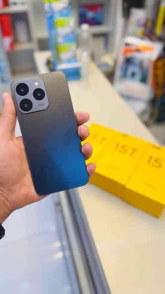 #شركة_الوطني2_للموبايل
نقدم لكم الجديد من شركة ريلمي
🔥 Realme 15T 🔥

✨ المواصفات:
🔹 ذاكرة 12GB RAM ومساحة تخزين 512GB
🔹 معالج قوي Dimensity 6400 Max لأداء أسرع وانسيابي
🔹 كاميرا بدقة 50 ميجابكسل لصور أوضح وتفاصيل أدق
🔹 بطارية عملاقة 6550mAh للاستخدام الطويل بدون قلق

#شركة_الوطني2_للموبايل 
📍 العنوان: [ذي قار قضاء الدواية بداية السوق المسقوف ]
📞 للاستفسار: [***********
‏***********‏
***********] ‌‌‎
