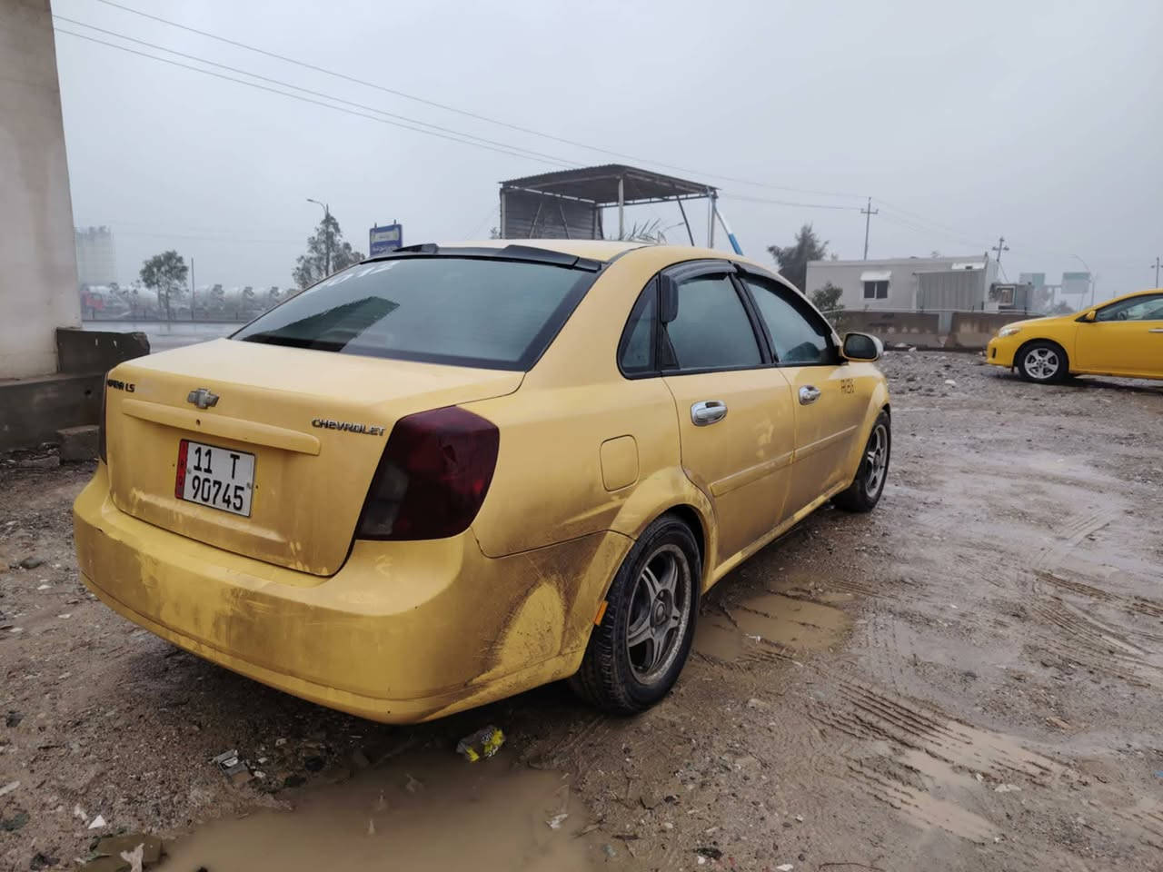 السلام عليكم شوفرليت اوبترا موديل 2012 رقم بغداد انكليزي وبسمي مشروع وطني لل30 شرط تحويل وكاله دفتر بانزين مقدم منضومت غاز ام 60لتر مكينه وكير بشرط صدر امامي خلفي جديد تخم تايرات ويلات جدد كير عادي سياره مكفوله كفاله عامه بشرط بدون قطره صبغ كلهه وضع شركه 
للبيع فقط السعر 74  وبيهه مجال بسيط
العنوان كركوك دوميز
رقم الهاتف ***********
