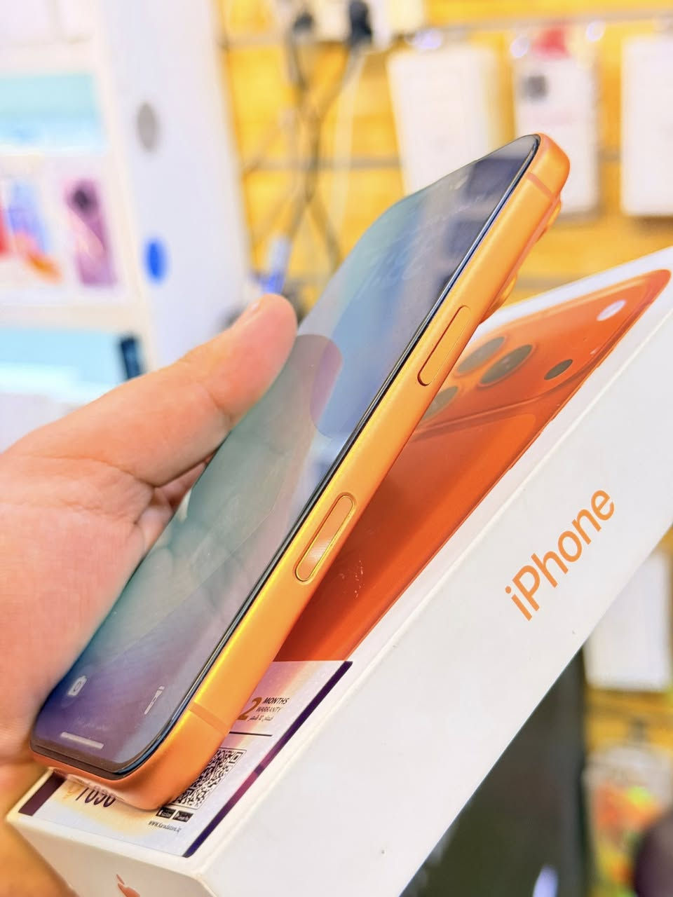 ايفون 17برو ذاكره 256بطاريه 100‎%‎جهاز اخو جديد زلغ واحد مابي وتر بروف جهاز بمعنه كلامه نضيف هوه جديد سوه جهاز سيم كارت لا مفتوح ولا مصلح ملحقات كامله ضمان 5ايام من مركز لوان مميز 
سعر 1750الف قفله من الاخير 
بغداد البياع شارع عشرين مكتب ماستر للمبايل 
***********
