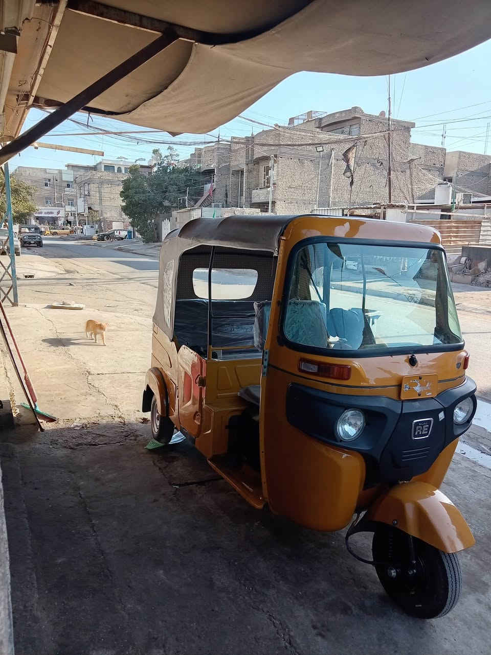 السلام عليكم تكتك للبيع ٢١ اوراق بيه دوس وصفحه مرشوشه جماليه مكاني بغداد الشعب ***********
