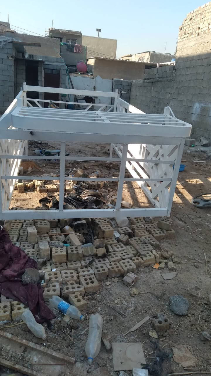 سلام عليكم محجر البيع مل نثيه سعر ٣٥٠ بهي مجال العنوان قرب مجمع بسمايه ***********
