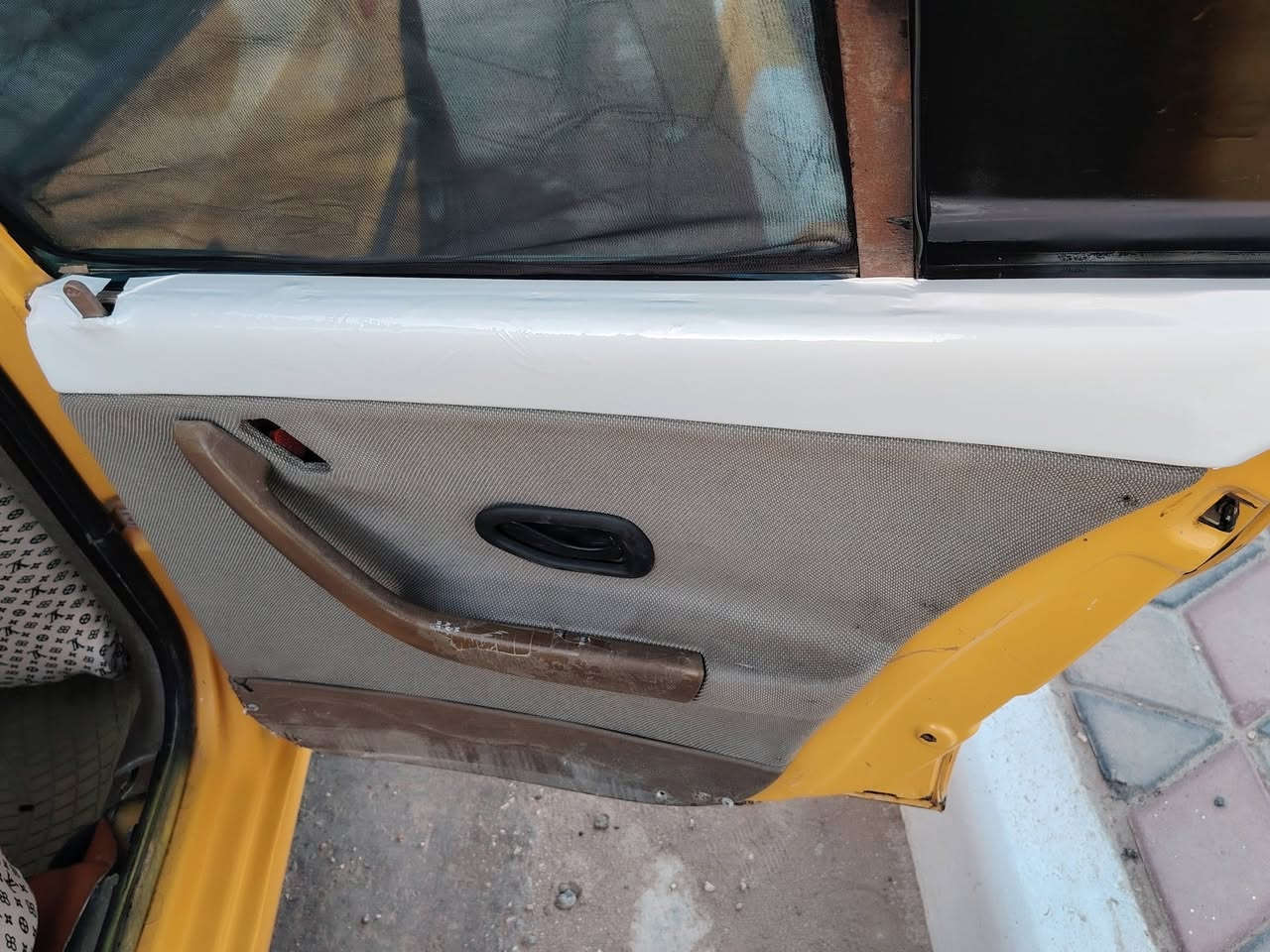 سلام عليكم سياره سمند البيع مديل 11 سياره محدثه ١٧ مكفوله من ضربه وتبديل وصبغ عد رشات قليلة مكينه وكير وحداديه وتخم تاير كهربئيات كله جديد رقم مثنى انكليزي سنويه الغايه 30 مصفره هيئه وغرامه مداور ثاني يوم سعره 29  مراوس اراوس حسب القناعه رقمي بي واتساب *********** التصال مكان السياره دوانيه قضاء غماس
