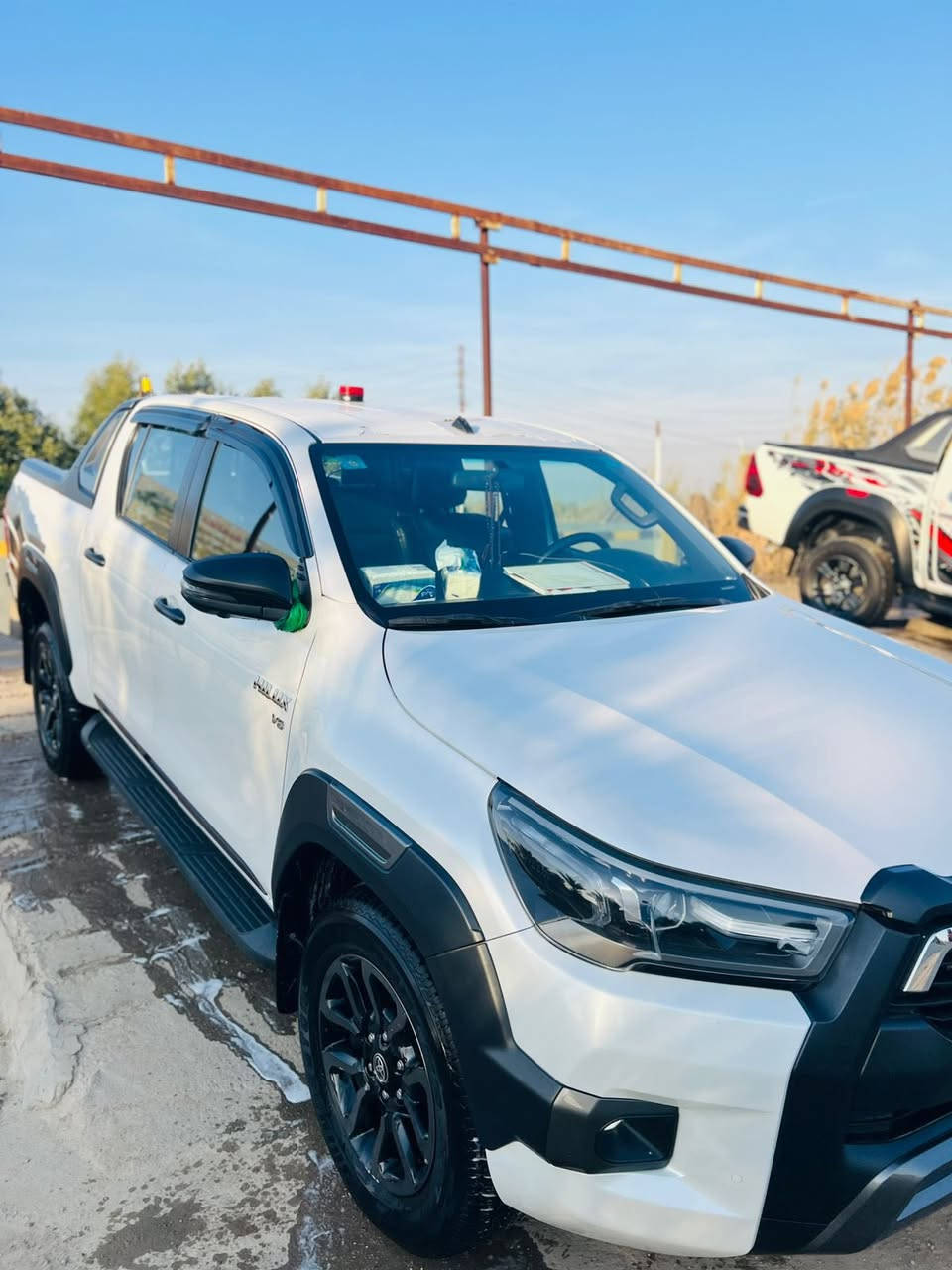 سلام عليكم تيوتا هيلوكس دافنجر 2024فول موصفات مكفوله كفاله عامه سياره جديده ماشيه60الف بسمي سياره رقم بغداد سعر405 وبيه مجال قليل ‭0774 555 5052‬
