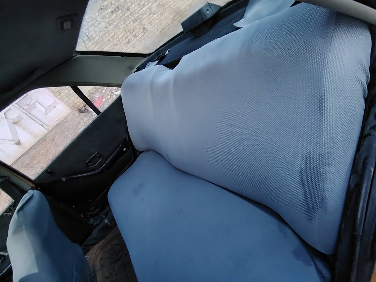 السلام عليكم بيجو بارص 2011رقمة قادسية مكينة وكير كفالة السيارة بسمي رقم انكليزي سنويه 31 بيه بنيد طاير فقط مداور ثاني يوم هيئه غرامات  مصفره مكاني  ديوانيه لحمزه الشرقي فريم ممه ومشط جديد سياره جاهزه ما بيها اي نقص  لسعر 36 وبيها مجال رقم الهاتف  ***********
