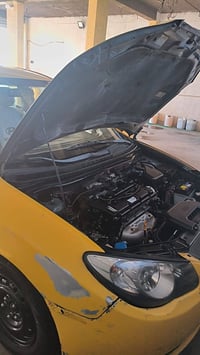 النترا ٢٠١٠ حادثهة قطعة وحده باب فقط باقي مكفول بجم كبس بلادي مال شركه...