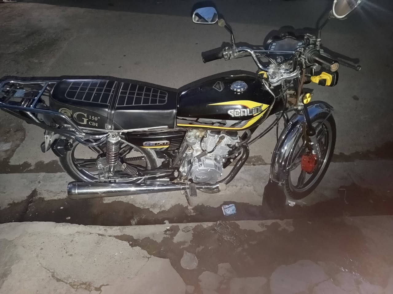 السلام عليكم للبيع سولنك موديل 24 شهر 9 نازله دراجه كفاله عده نقص دشبول واقيه مال زنجيل السعر 675 مكان بغداد ***********
