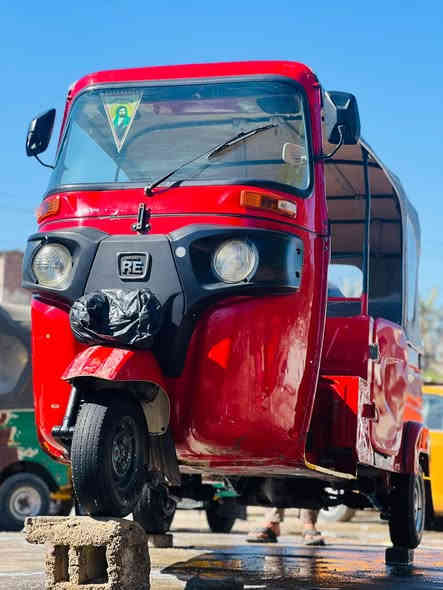 السلام عليكم تكتك ٢٢٢ بشهر التاسع رقم وسنويه نكليزي تكتك خير من الله كبل الشارع بيها ظربه بل الغد ومامرجعينه عدل والباقي كفاله عامه من محرك ومن بدي السعر ٨. وسبعميه لاتصال على الرقم التالي ***********
