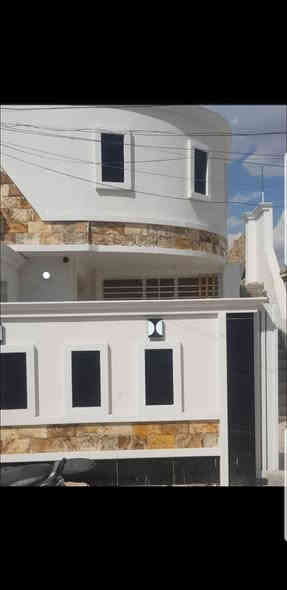 السلام عليكم   دار للبيع  ستقبال + غرفة + مطبخ + حولي + حمام + صحيات خارجية العنوان الشعلة الدوانم شارع ابو دراج المساحة ١٢٠ متر طابق واحد السعر ٦٨ مليون و بي مجال شي قليل ***********
