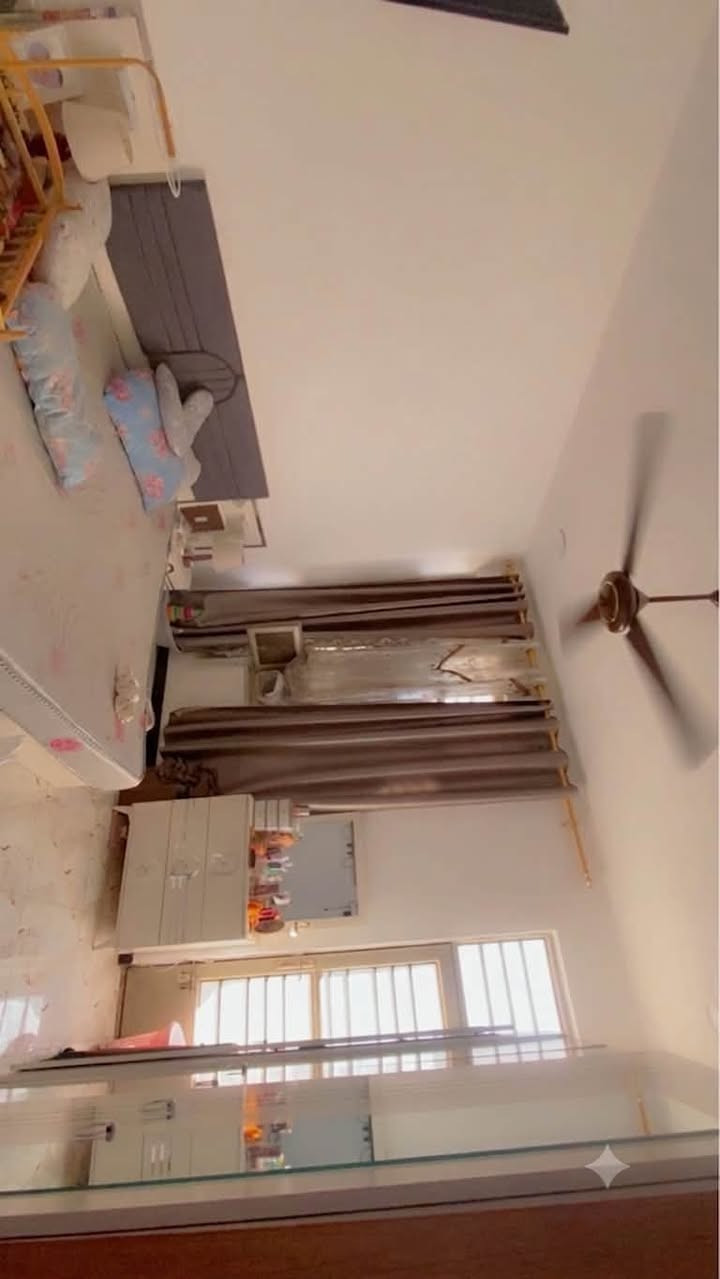� للبيع بيت – البياع / الدوانم
📍 الموقع: البياع – الدوانم، خلف شارع جامع ملك القدوس.

📐 المساحة: 50 متر
🏠 عدد الطوابق: طابقان
🛏️ غرف النوم: غرفتان
🏗️ سنة البناء: 2023
📄 السند: 25
ملاحظة 
البيت بي سبلت عدد 2
📞 للاستفسار والمعاينة
رقم صاحب الدار 🏠 ***********
