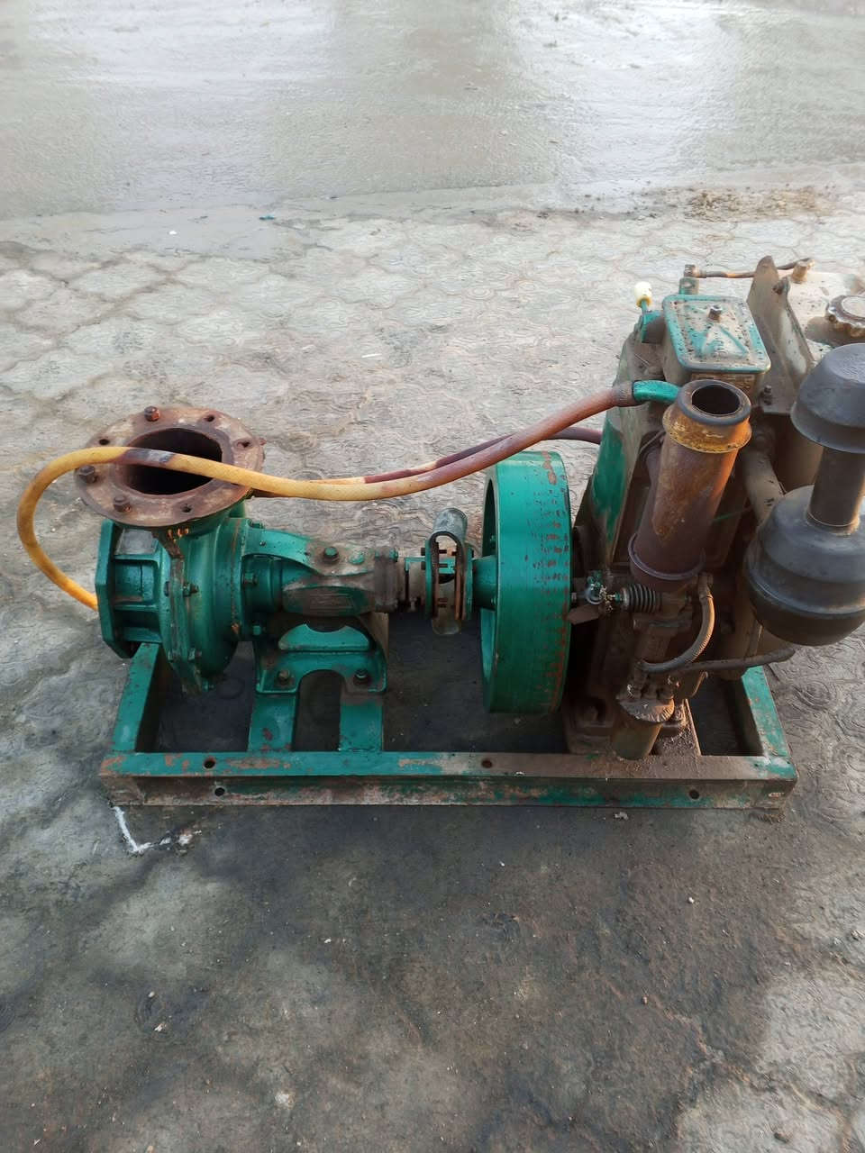 سلام عليكم ماطور 10ح تاج النجوم الصلي شرط مامفتوح على وضع
شركة سعر 550مامفتوح ***********.  او. ***********
