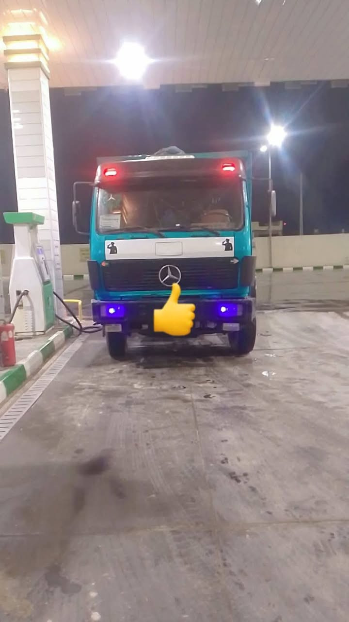 السلام عليكم سياره للبيع موديل 80محرك6 وكير 25  سعر دفتر وبيه مجال  رقم ***********
