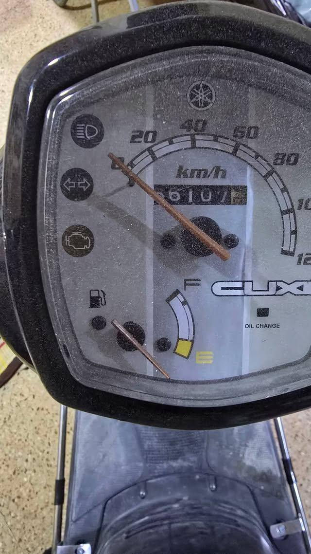 السلام عليكم مكلف بالنشر مكلف بالنشر رجا رقم راعيها موجود وخابرو 
دراجة بوليس نوزل خطين قطة مميزة :
1- موديل 2010
2 - درع تیتانیم
3 کلجات WF
4 - عداد بلادي مختلف مو الكتروني بس بي سيرفس
5- صالنصة M رياضية أم الحساس أجت وية الدراجة بلحاوية
6- كلوب زنون ضوة كلش عالي شرط أبو المسبة 😅
7 - بانزين كلة محسن
8- دهن لكيمولي
9 - علية أدامة كل شهر من تنضيف و فحص و تبدیل دهن ومنطف غرفة احتراق
10 - تایرات جلاتين أصليات التاير الخلفي أضخم من الأمامي
السعر : الأتصال على الواتساب فقط 
***********
