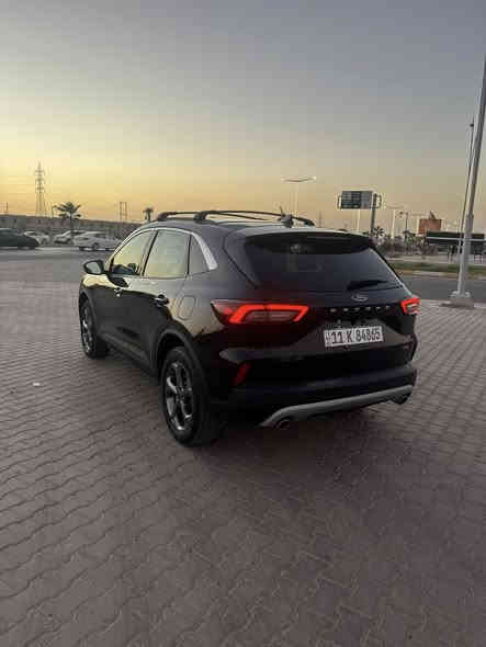السلام عليكم 
فورد سكيب هايبرد بلكن 2024 
موديل 2024 
ماشيه 8 الف فقط
محرك 2500 هايبرد 
فول مواصفات ماعدا البانوراما 
بصمه 
رادار امامي 
رادار خلفي 
رادار جانبي 
قياده ذاتيه 
حساسات خلفيه 
كراسي جلد 
عداد الكتروني
تدفئه كراسي 
صندوق كهرباء
شاشه كبيره 
مانع انحدار 
تحديد مسار 
لايت زنون 
لد امامي 
لد خلفي 
بلاجتور زنون اصلي 
وبعد بيها اهواي مواصفات 
رقم بغداد بأسمي 
السعر 168$
بيها صبغ ربع بنيد شرط بدون دواخل الراديترات والتبريد مال الشركه
مكاني حي الخضراء  
للاتصال ***********
***********
