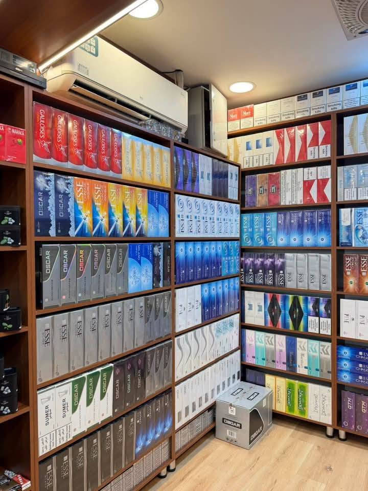 جملة السكائر والأراكيل يفتتح ابوابه في حي الجامعة😍

يوم أمس افتتح محل مختص بالسكائر والأراكيل والمستلزمات 
عالم متكامل كل ما يخص التدخين والاسعار رهييييبة جداً جملة الجملة 

هل شي راح يفيد كلش اصحاب الماركتات والمقاهي لان الاسعار عالمية

كل انواع السكائر موجودة يم البركة وكافة الاركيل الالمانية و طه 
وايضاً كافة انواع الفحم والمعسلات الجاهزة والمعمول بها 

العنوان -حي الجامعة-شارع الربيع -مقابل ابو طلال 1 

للطلب والتوصيل الاتصال ***********🤳🤳
رقم الادارة :‭***********‬

#شيكووووو
