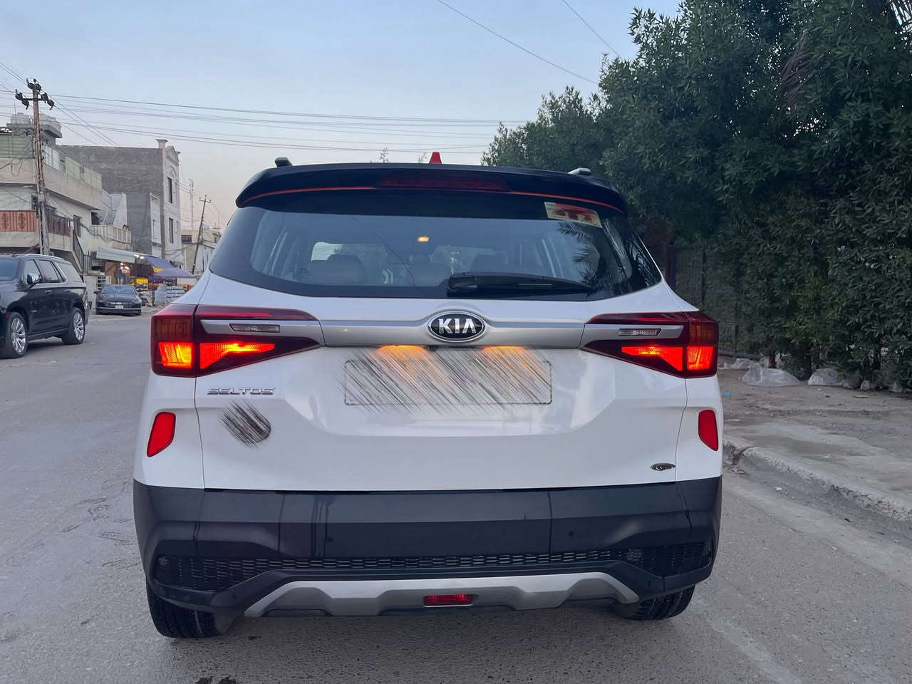 السلام عليكم 
كيا سيليتوس 2021 خليجي 
وكالة الدولية 
محرك ١٦٠٠ هندي وليس صيني
توكلر 
بدون صبغ 
بدون تبديل 
رقم بغداد
ماشية ١٤ الف 

بصمة 
كشنات جلد 
فرس خلفي 
تحكمات ستيرن 
مري شفط

السعر :168$ وبيه مجال 
***********
