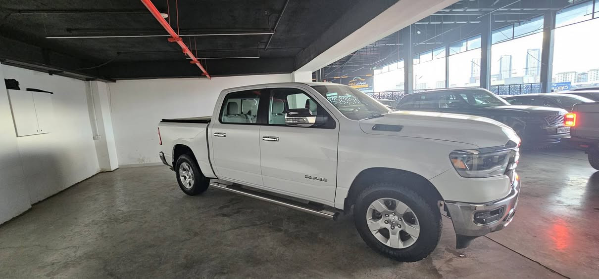 سلام عليكم من رخصة ادمن
رام موديل ٢٠٢٣ ستة سلندر ايتورك للبيع
ماشي ٣٤ الف مايل 
حادث سيارة بنيد مبدل بلادي نفس اللون
ايرباكات مرجع بلادي بجون اي تغليف
فورويل 4*4
كير و محرك و حدادية كله بشرط
شاشة جبيرة
كشنات و ستيرن تدفئة
لايتات و بروجكترات ليد
غطاء بدي جلد و ارضيات ريبل اصلي امريكي
سعر البيع 29500
سنوية و رقم و هزة جديدة
مكان سيارة سليمانية 
رقم شاصي

1C6RRFFGXPN524569
***********
