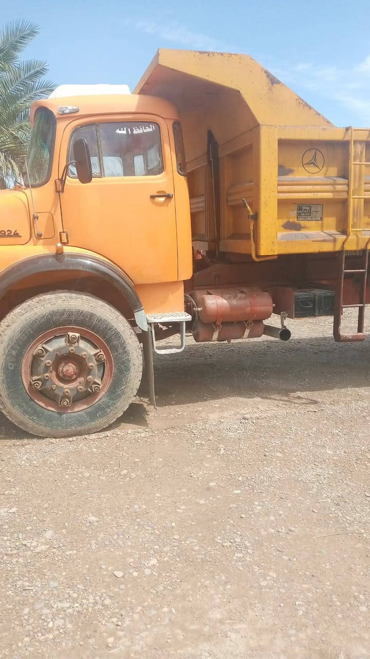 السلام عليكم مكلف بالنشر قجمه موديل ٧٣ شاصي عريض رقم انبار الماني بأسم راعيها الشخصي تحويل مباشر 
محرك ٥٥ كير ٢٥ عادي اكسن جيف جاهزه للشغل للأستفسار تفاصيل اكثر اتصال بصاحبها الشخصي ***********
