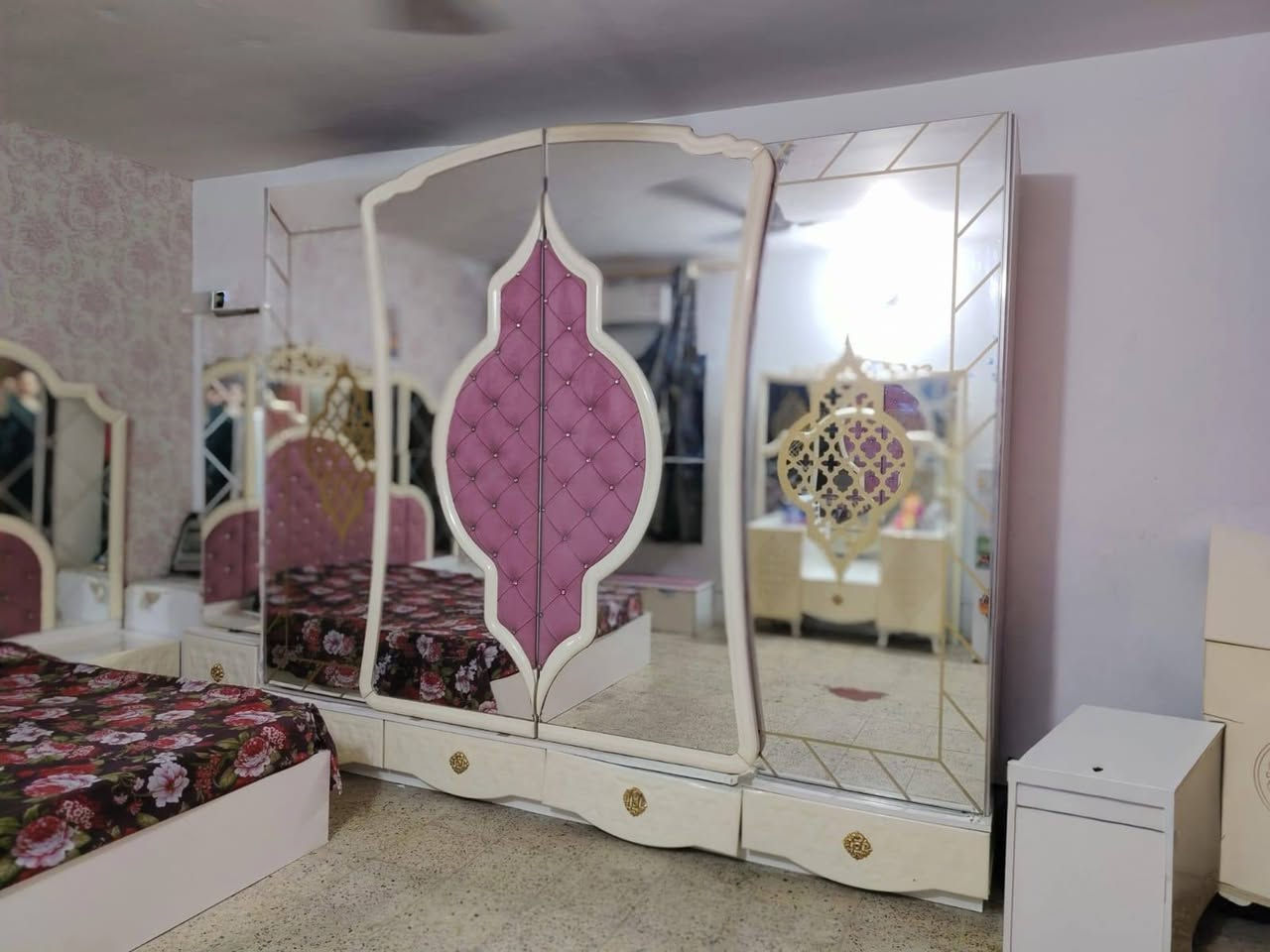 غرفه نوم للبيع   للاستفسار خاص


**إذا كنت صاحب هذا الإعلان وتريد حذفه لأي سبب، رجاءا أرسل رسالة إلى الدعم الفني**