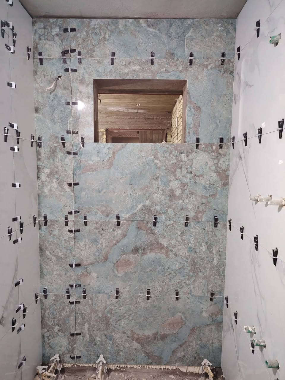 اصطه ميسان تطبيك جميع الارضيات ولجدران هاتف ***********
