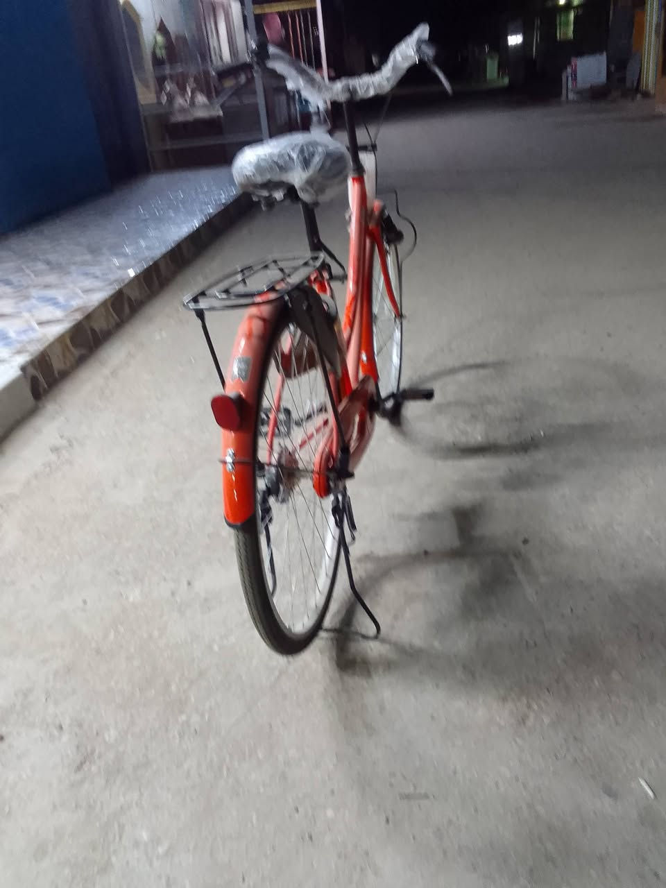 سعر ٢٠٠ مكان في واسط الكوت الدجيلي قرب الكفيل***********
