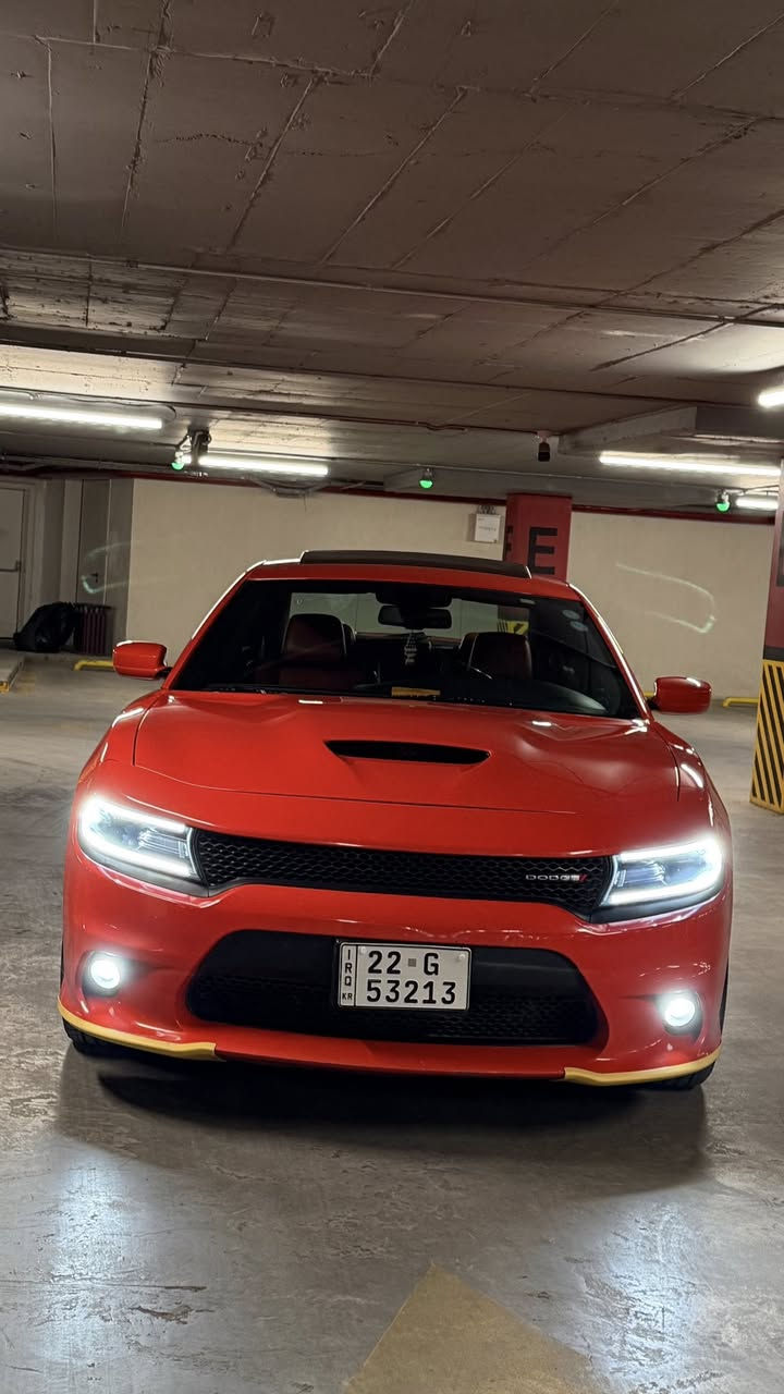 السلام عليكم دوج جارجر GT  موديل 2019 خليجي  وكاله هارلم رقم اللون برتقالي رقم اربيل الجديد سنويه جديده تحويل او وكاله فول مواصفات فتحه كشنات جلد شفتات ستيرن شاشه چبيره كفاله ضربه وتبديل وصبغ حته دعاميات مكينه وكير كفاله ماشيه 65 جديده السياره
مكان السياره اربيل 
***********
