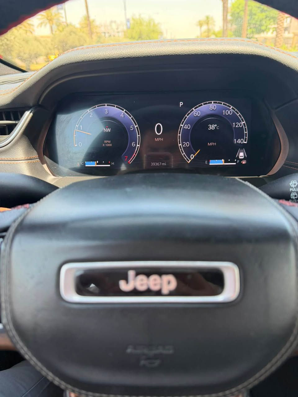السلام عليكم مستعجل عل بيع 

🚗 للبيع – Jeep Grand Cherokee Summit 2023 (وارد أمريكي)

✨ فئة Summit (أعلى الفئات)

* موديل: 2023
* وارد: أمريكي
* محرك: 3.6L V6 Pentastar
* ناقل حركة: أوتوماتيك (8 سرعات)
* العداد: 40,000 ميل

المواصفات:
✅ شاشة وسطية كبيرة
✅ شاشة عدادات رقمية كاملة
✅ شاشة للراكب الأمامي
✅ سقف بانورامي مزدوج
✅ مقاعد جلد فاخرة مع تدفئة وتبريد ومساج للمقاعد الأمامية
✅ ذاكرة للمقاعد
✅ نظام صوت فاخر McIntosh
✅ كاميرا 360°
✅ حساسات أمامية وخلفية
✅ رادار أمامي مع مثبت سرعة متكيف
✅ نظام المحافظة على المسار
✅ نظام مراقبة النقطة العمياء
✅ تشغيل بصمة مع ريموت ستارت
✅ باب خلفي كهربائي
✅ إضاءة LED كاملة
✅ جنوط ألمنيوم 21 إنش
✅ دفع رباعي

حالة السيارة:
✅ محرك ممتاز
✅ كير ممتاز
✅ شاصي ممتاز
✅ السيارة نظيفة جداً وجاهزة للاستخدام
✅ قابلة للفحص في أي مركز يختاره المشتري
رقم الشاصيً مرفق مع الصور 
(شاصي ولغد كفالة )  فقط قطعه وحده صبغ البنيد  

📍 الموقع: بغداد – الحارثية

💰 السعر: 30,500 دولار

📞 للتواصل: *********** بغداد, العراق
