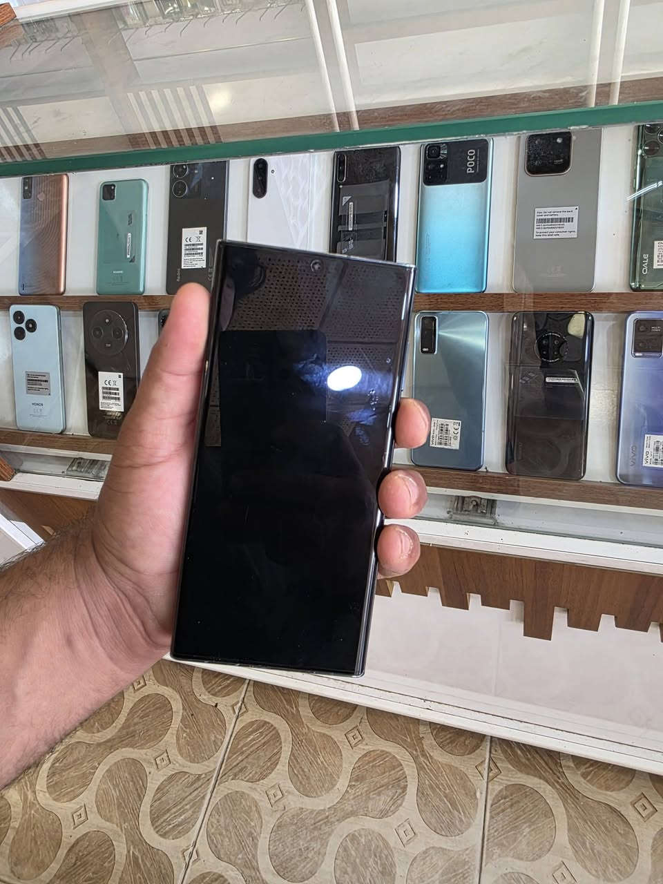 السلام عليكم للبيع سامسونج S22 الترا
ذاكره 256 طبعا الجهاز غني عن التعريف الجهاز  تك مو دبل ومستخدم قليل كله شرط وضمان


**إذا كنت صاحب هذا الإعلان وتريد حذفه لأي سبب، رجاءا أرسل رسالة إلى الدعم الفني**