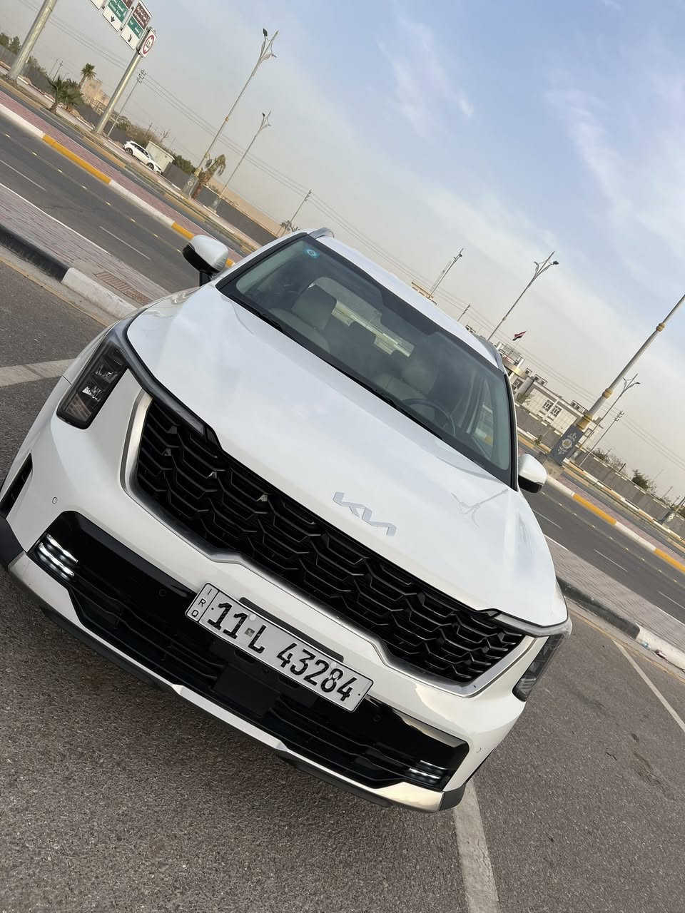 سلام عليكم للبيع كيا سورنتو 2024 خليجي رقم بغداد  ضمان شركة الدولية ماشية 
37 الف مواصفات فول عده  البانوراما
شاشه متصل 
مكينة 6 سلندر كير ماوس سايد بريك كهرباء  
بصمة 7 
كشنات كهرباء  
حساس امامي خلفي  
4 وضعيات قياده
 مانع انحدار بردات خلفية تبريد مناخي
مكاني كربلاء 
***********
***********
سعر310
وبيهه مجال
