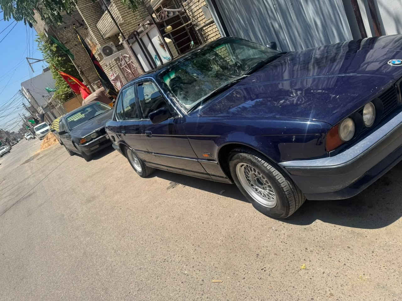 بي ام 525مسكر
سيار مال تعمير  بداي تبخير
رقم بغداد  سعر 38وبيهة مجال 
***********
