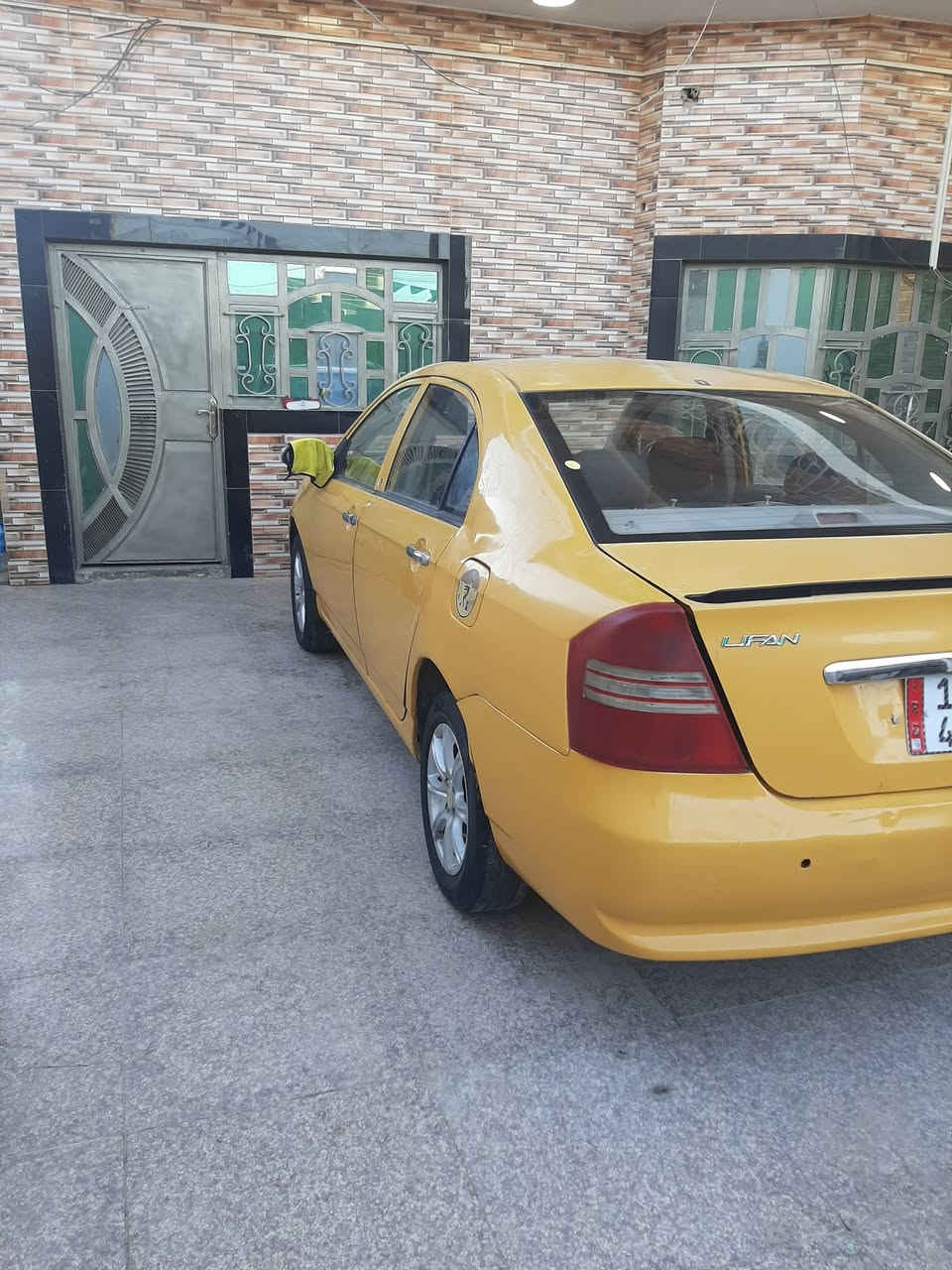 ليفان ٢٠١١ رقم بغداد انكليزي مكينة وكير كورلا اوتماتيك مصفرة هيئة وغرامات وخط وبحث جددقبل اسبوع مجددهن ومصفرها هزة جديدة قبل اسبوع مكمل هزة يعني بعد سنة الا تسقط الهزة السنوية بأسمي كهربائيات كلهه شغالة تحويل مباشر مكاني ناصرية سوق الشيوخ السعر ٣٧ 
***********
