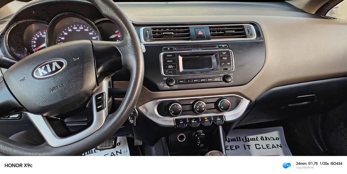 السلام عليكم كيا ريو ٢٠١٦ وارد خليجي بيها ضربة بسيطة بالصندوق ومعالجة ماشية ١٤١ كم السيارة كاملة فقط تبريد السعر المطلوب ٨١... رقم الهاتف *********** مكان السيارة الدورة مجمع حوراء بغداد السكني..
