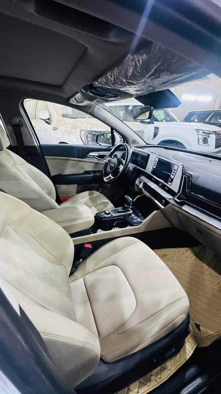 عيد سعيد وكل انتو بخير
تحيه طيبه السلام عليكم
كيا سبورتج 2025 خليجي 
فول مواصفات 
عداد المسافه 19 الف 
حجم المحرك 2000 دوش
تحكم ستيرن 
حساس خلفي أمامي 
كشنات كهربائية 
جنطه كهربائية 
مري شفط 
ترحيب على بعد 
تبريد أمامي خلفي 
ويل 19
شاشه دعم كار بلي 
مانع انزلاق 
بانوراما 
كشنات تدفئه 
هندر بربيك بصمه
ايربالك 2
فول مواصفات 
كفاله
 رقم بغداد دولي باسمي تحويل مباشرة 
السعر 241,ورقه 
اي استفسار 
***********
مكان بغداد البياع معرض المنار الحديث شارع 2
.
