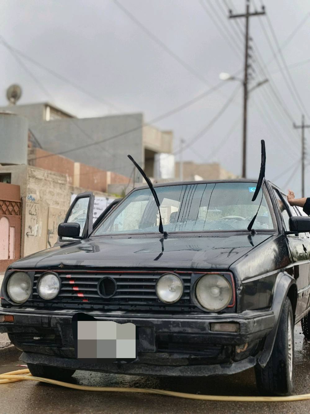 سياره كولف نضيف مكينه كير خير من الله 
اني شرعي تأخذ مني سنويه رقم اجنبي 
هزه جديده سعرها 25بيها مجال
كير عادي
***********
موصل حي الزهراء