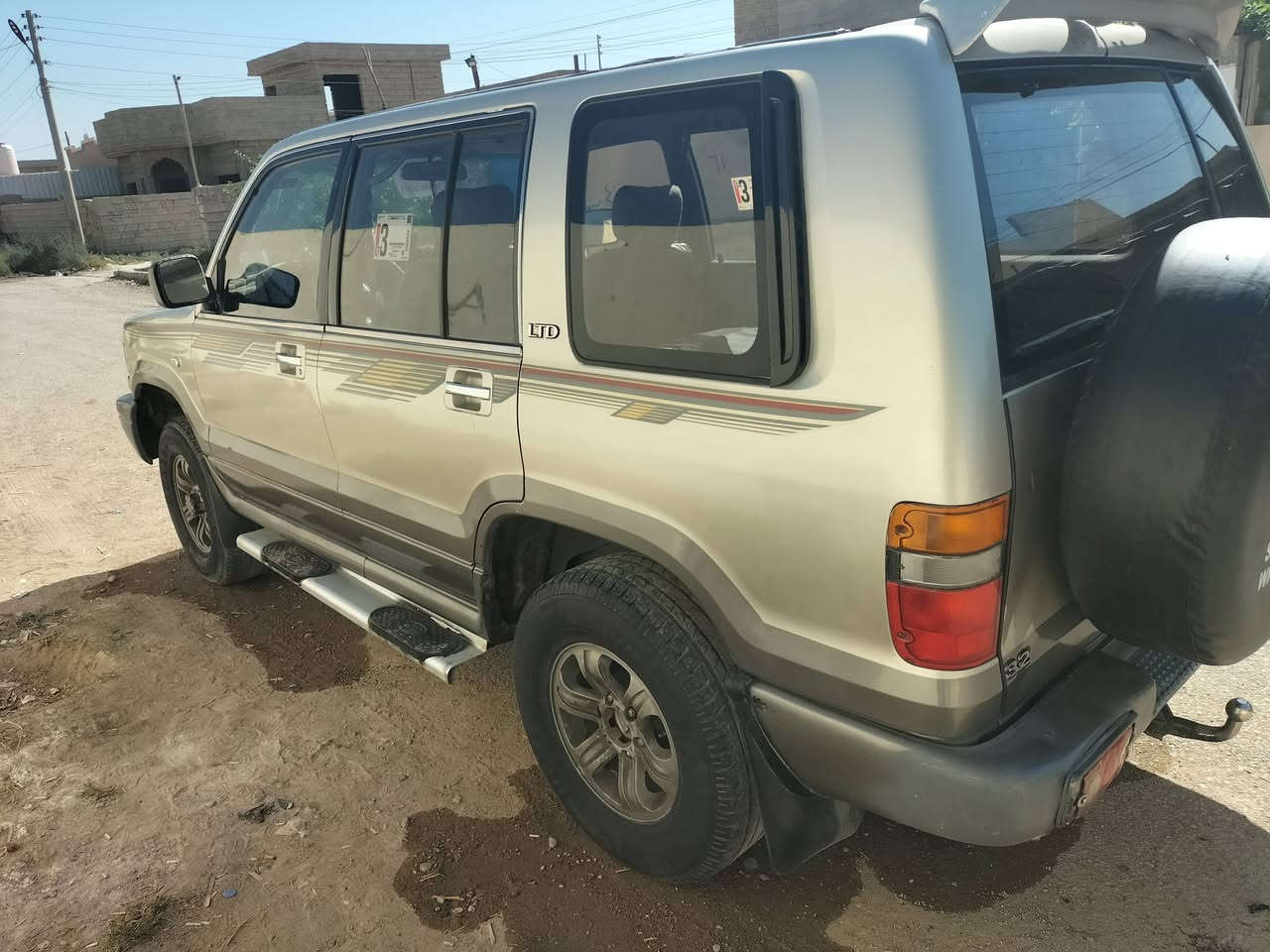 بةناوى خوا ئؤبل ئاسوزى بؤفرؤشتن مؤدئل 1994 كئروو مةكينةى ئؤميكاية كئر تؤماتيكة جوار بستؤنة هةموو كيانى مةزبوتة كارةباى هةمووى ئيش دةكات وةركةراو بةشةرت لئدراوى قورسى نية سبوخ عامة بؤجوانى سةقفى سبوخ نية تةحويل خةرامة براوة بةشةرت سعرى 30وةرةقة بارةى علوجئكة رةقةم ***********يان ***********
