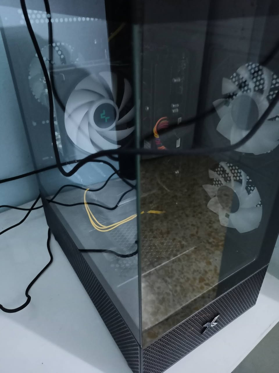 تجميعة للبيع جديدة بمليون وربع وبيها مجال 
r5600 g
m.b b450 msi max
 ram 16 ddr4 3200 lexer
hard m.2 128 + 1t hdd
power 750 antek
GPU 5060 MSI
cace زكماتكatx 
مكاني حرية بغداد


**إذا كنت صاحب هذا الإعلان وتريد حذفه لأي سبب، رجاءا أرسل رسالة إلى الدعم الفني**