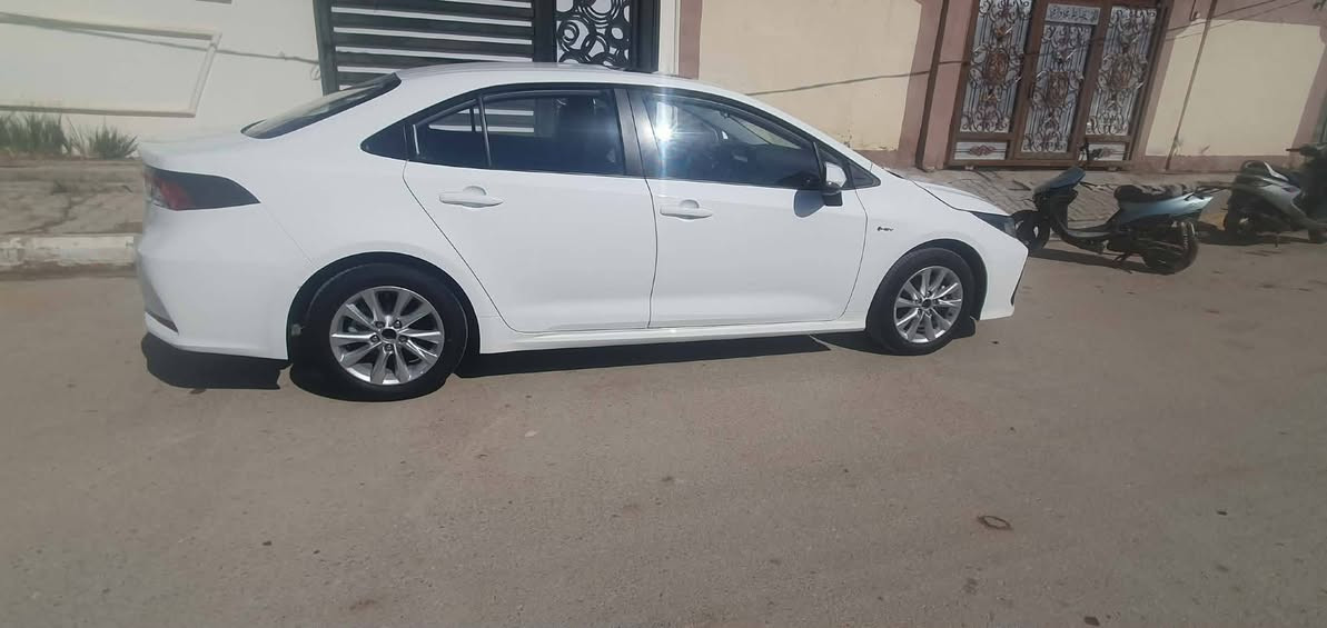 كورلا هايبرد مديل 25 اخت زيرو جديده سياره رقم بغداد فول موصفات كفاله عامه 163 او بيها مجال ‏قليل مايشتري لا يعلق رجان ‪0776 296 2059‬‏ البيع فقط
